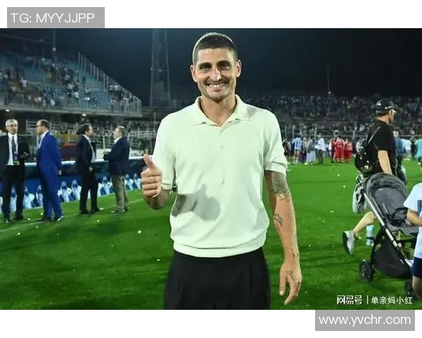 足球明星传奇发型女的时尚魅力与个性风采解析